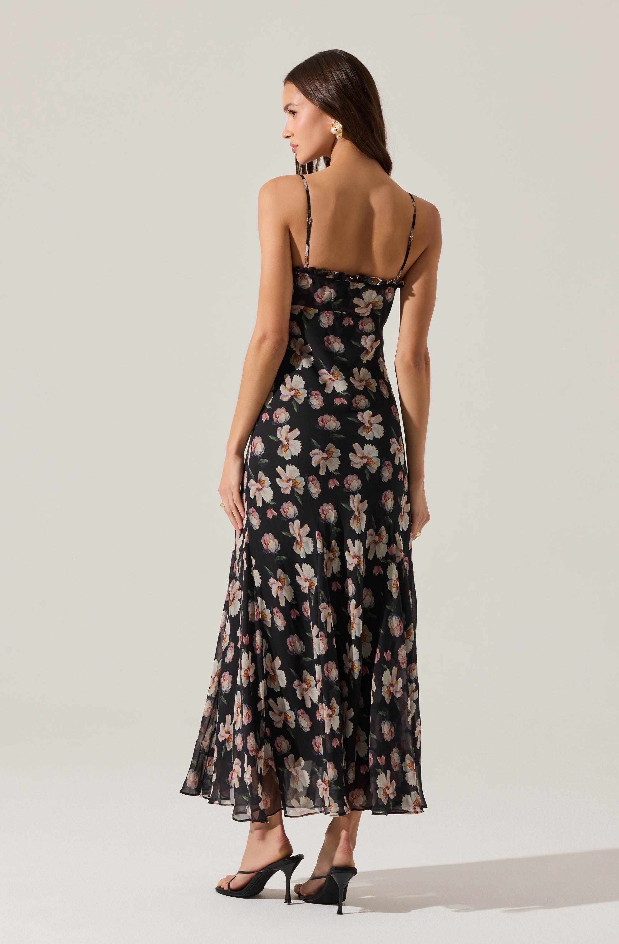 Maeryn Sweetheart Ruffle Maxi Dress