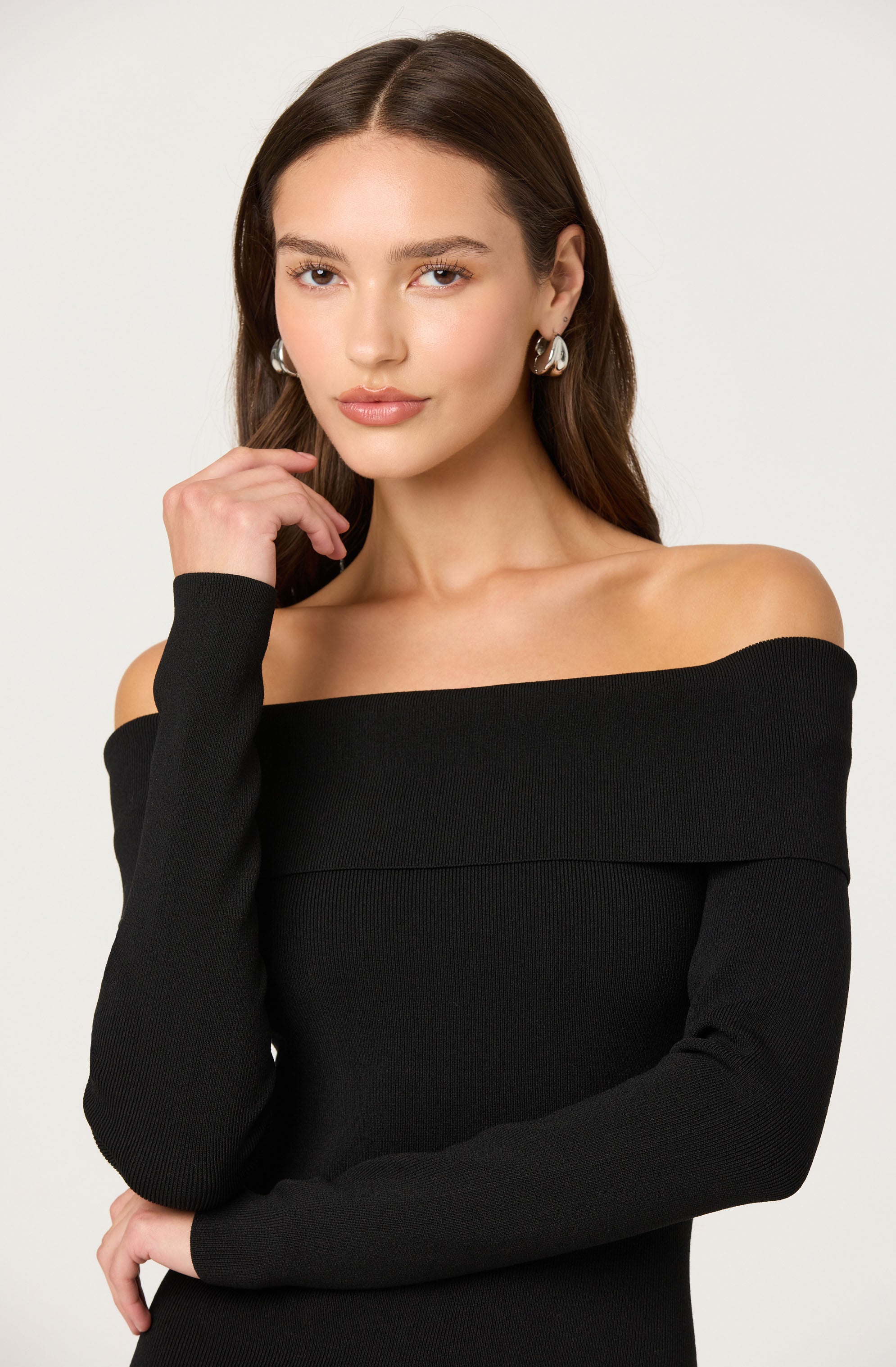 Lidia Off-Shoulder Pleated Midi Dress