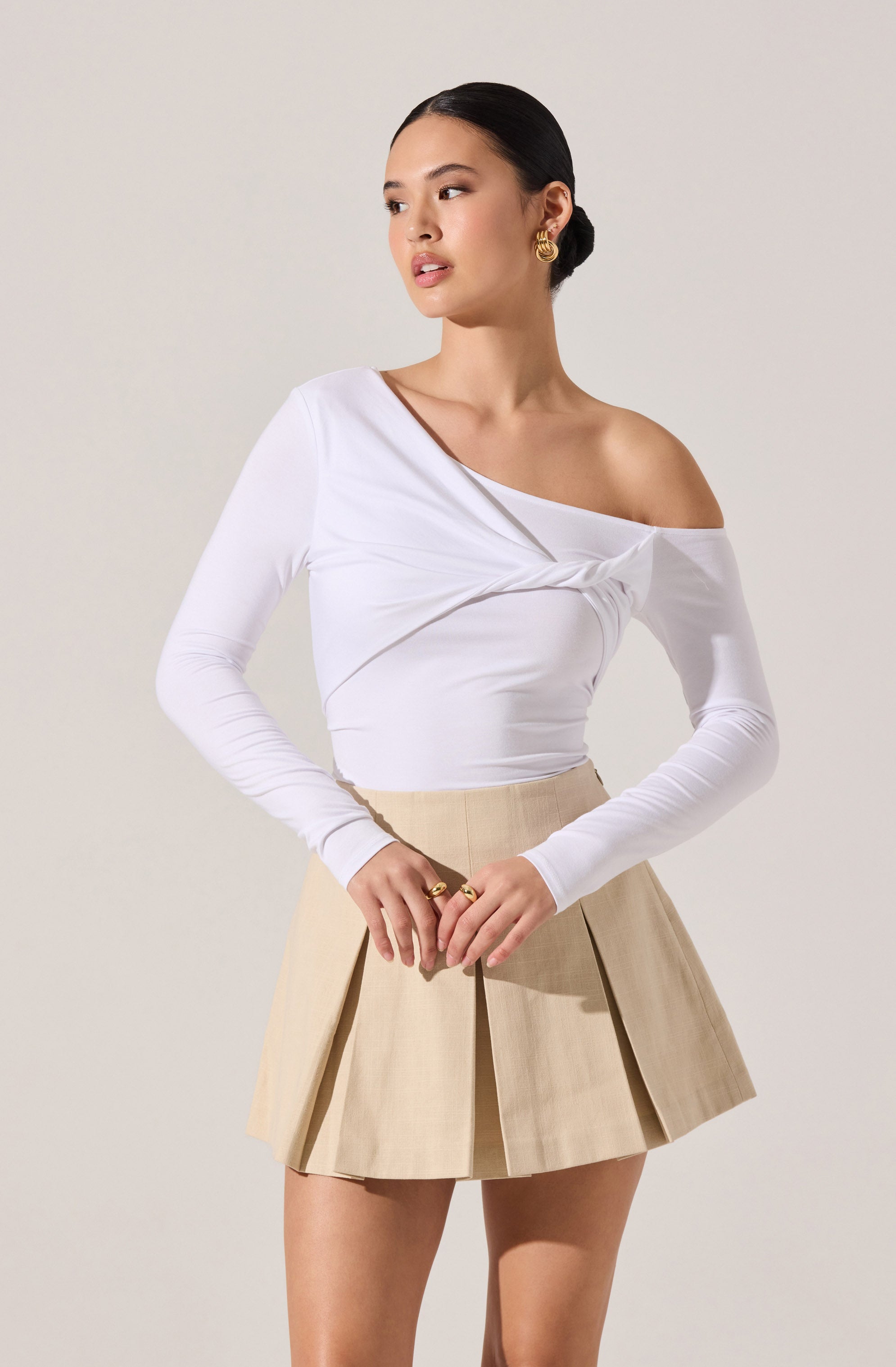 Kora Twist Front Top