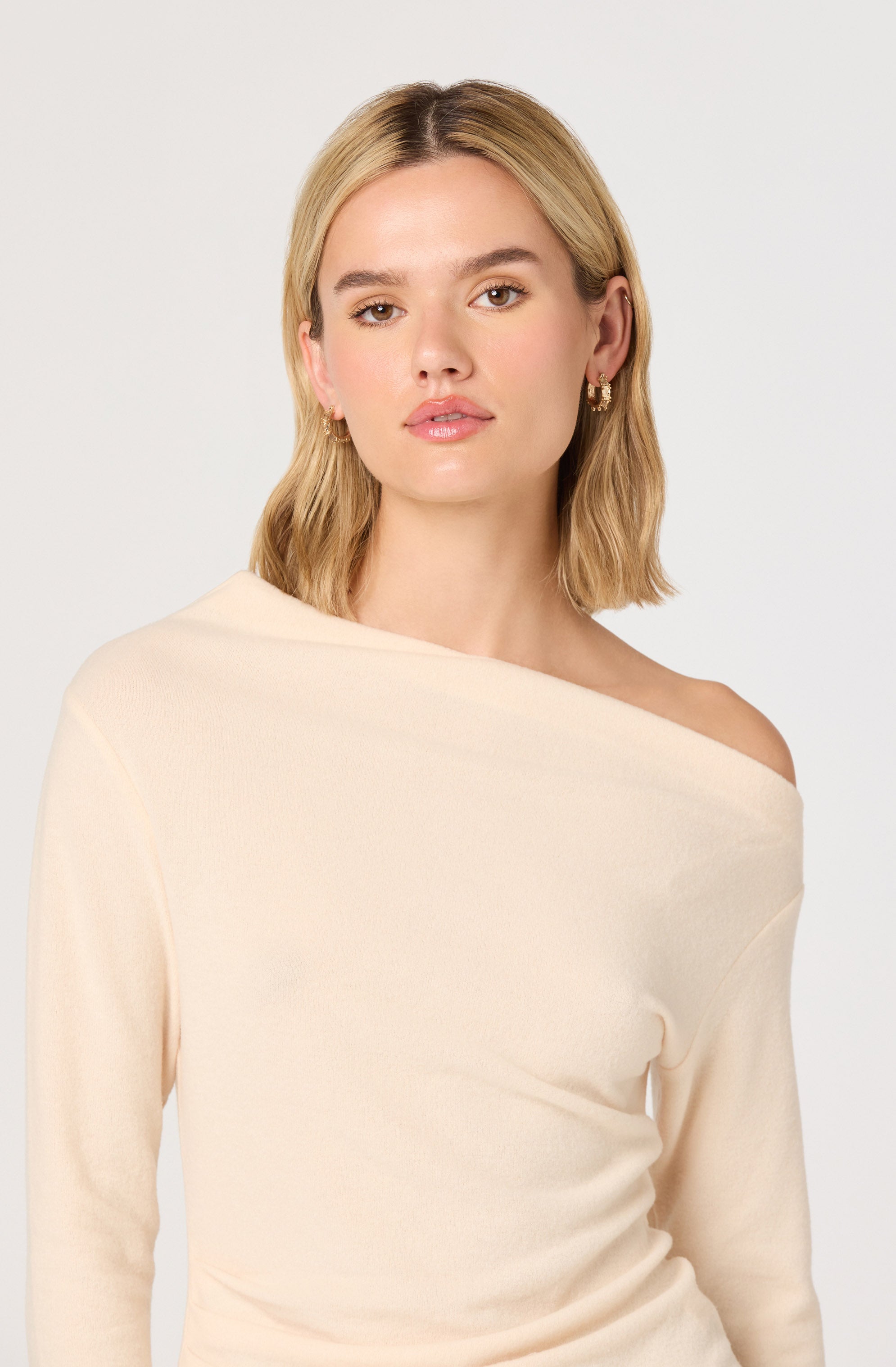 Miah Asymmetric One-Shoulder Knit Top