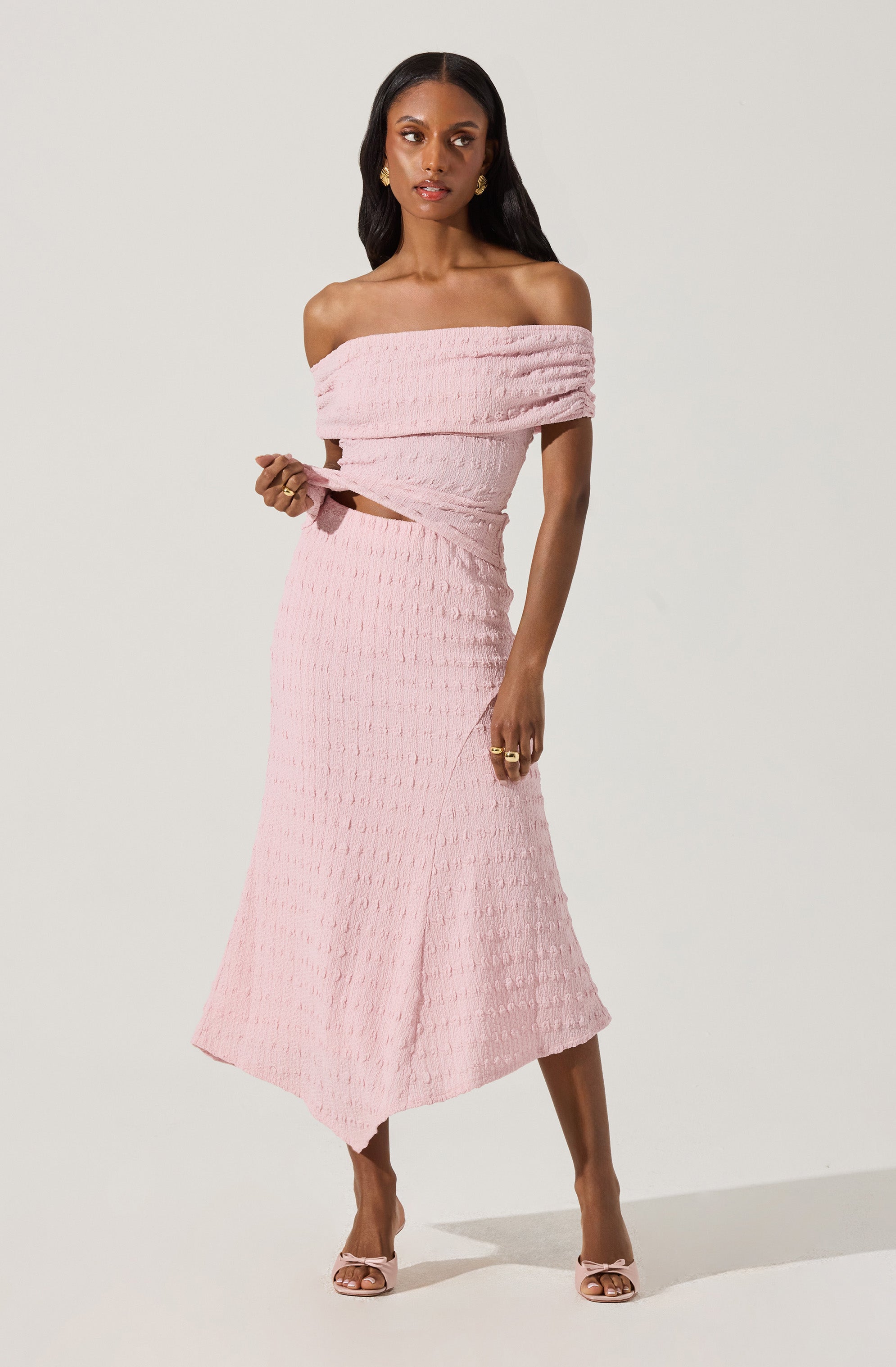 Textured Asymmetric Knit Skirt